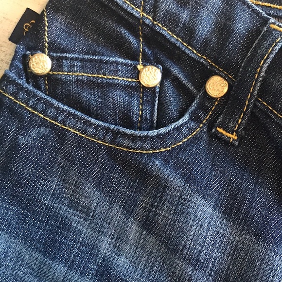 Rock & Republic Gold Embroidered ‘R&R’ Pocket Low Rise, Tapered Leg Jeans, 26 - Picture 7 of 10